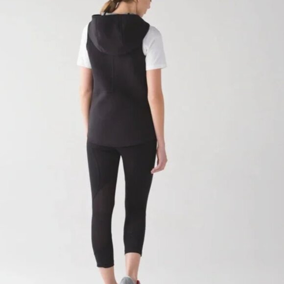 Lululemon Insculpt Reversible Vest - Picture 3 of 8